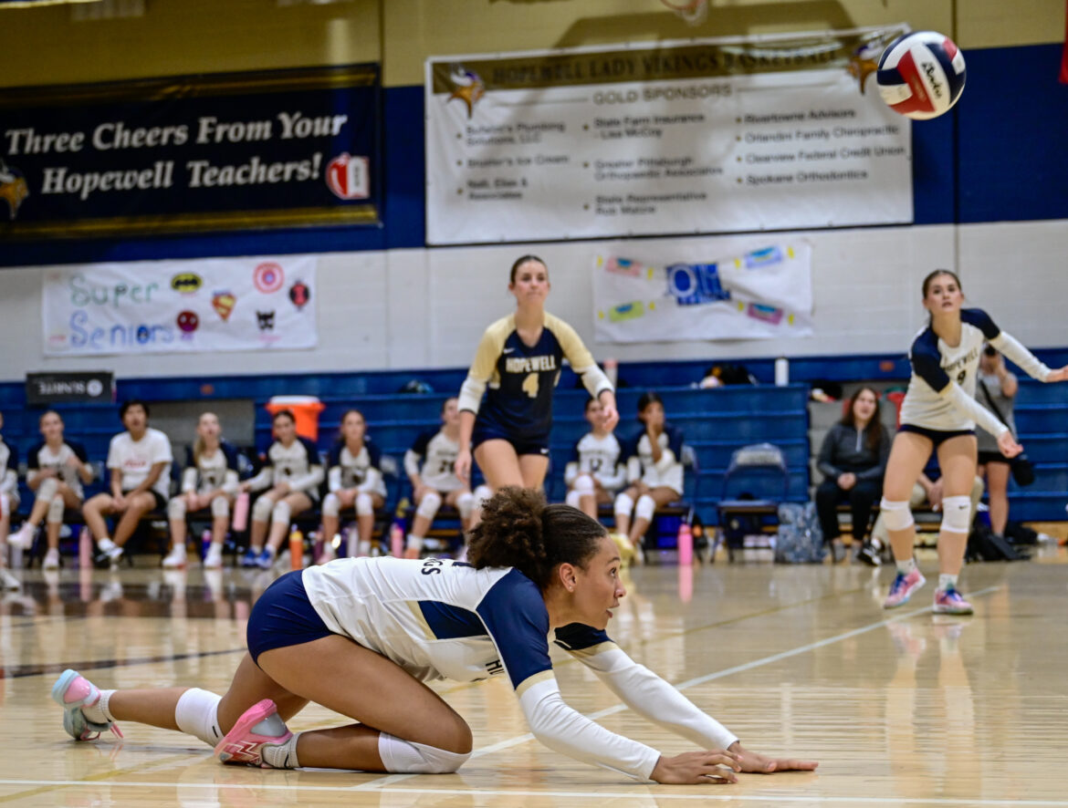 10-7-2025 JV Hopewell v NB-8112