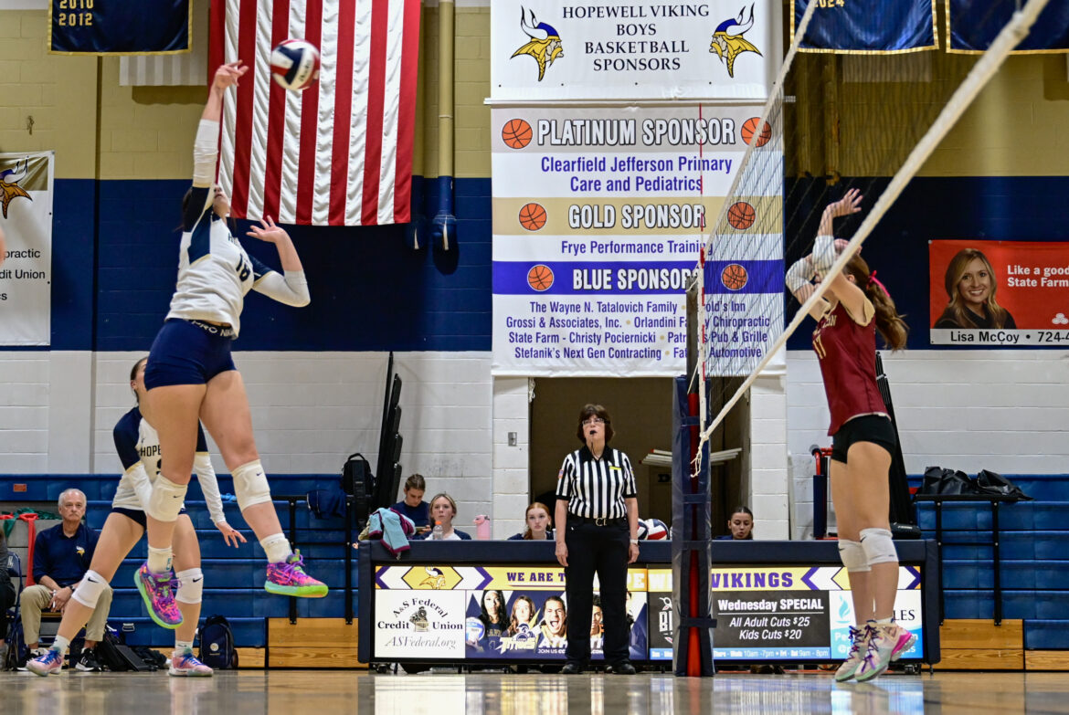 10-7-2025 JV Hopewell v NB-8182