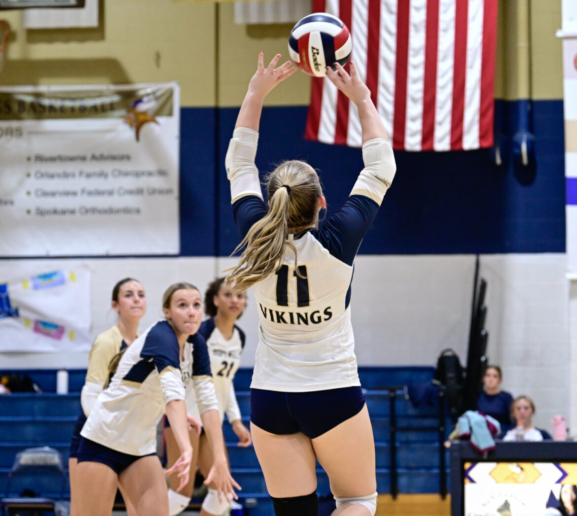 10-7-2025 JV Hopewell v NB-8258