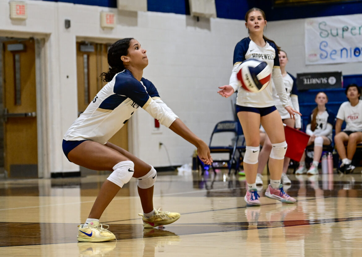 10-7-2025 JV Hopewell v NB-8299